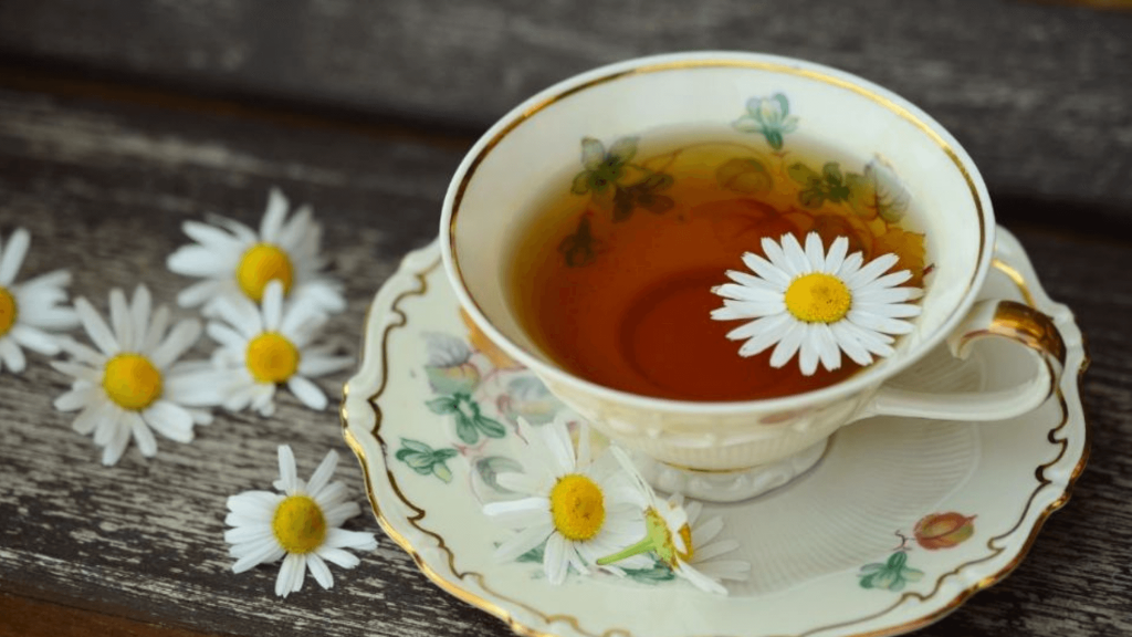 Beneficios del té de manzanilla: ¿Qué sucede si tomas té de manzanilla todos los días?